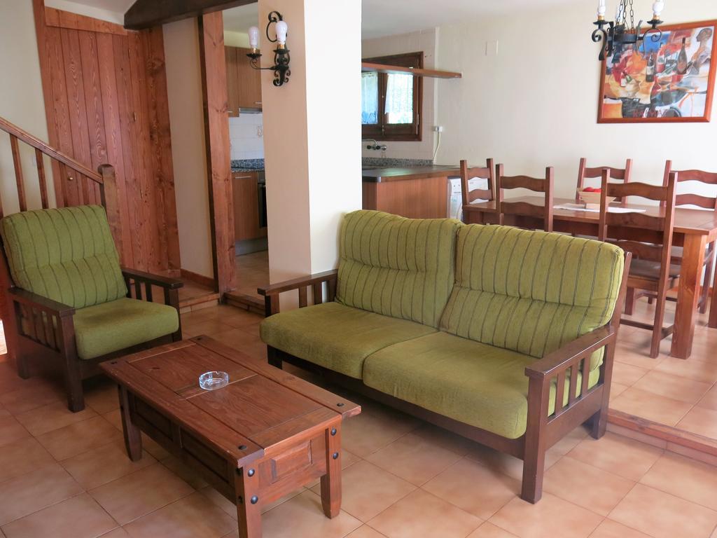 Apartamentos Rurales Les Barnedes Мольо Экстерьер фото